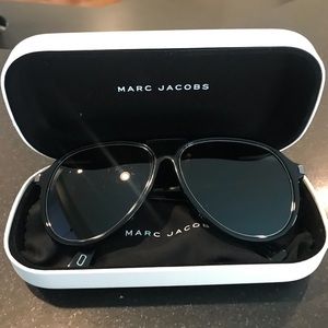 Marc Jacobs aviator sunglasses
